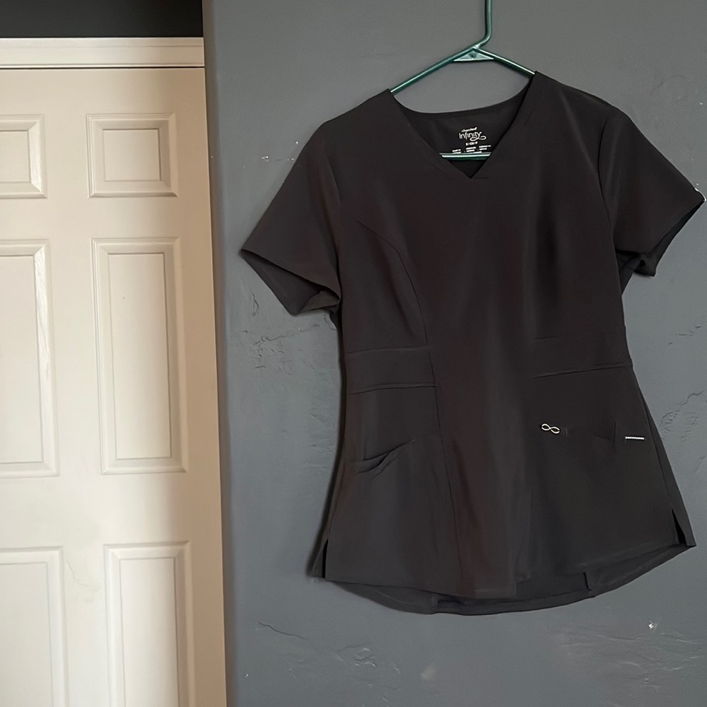 Cherokee infinity scrub set